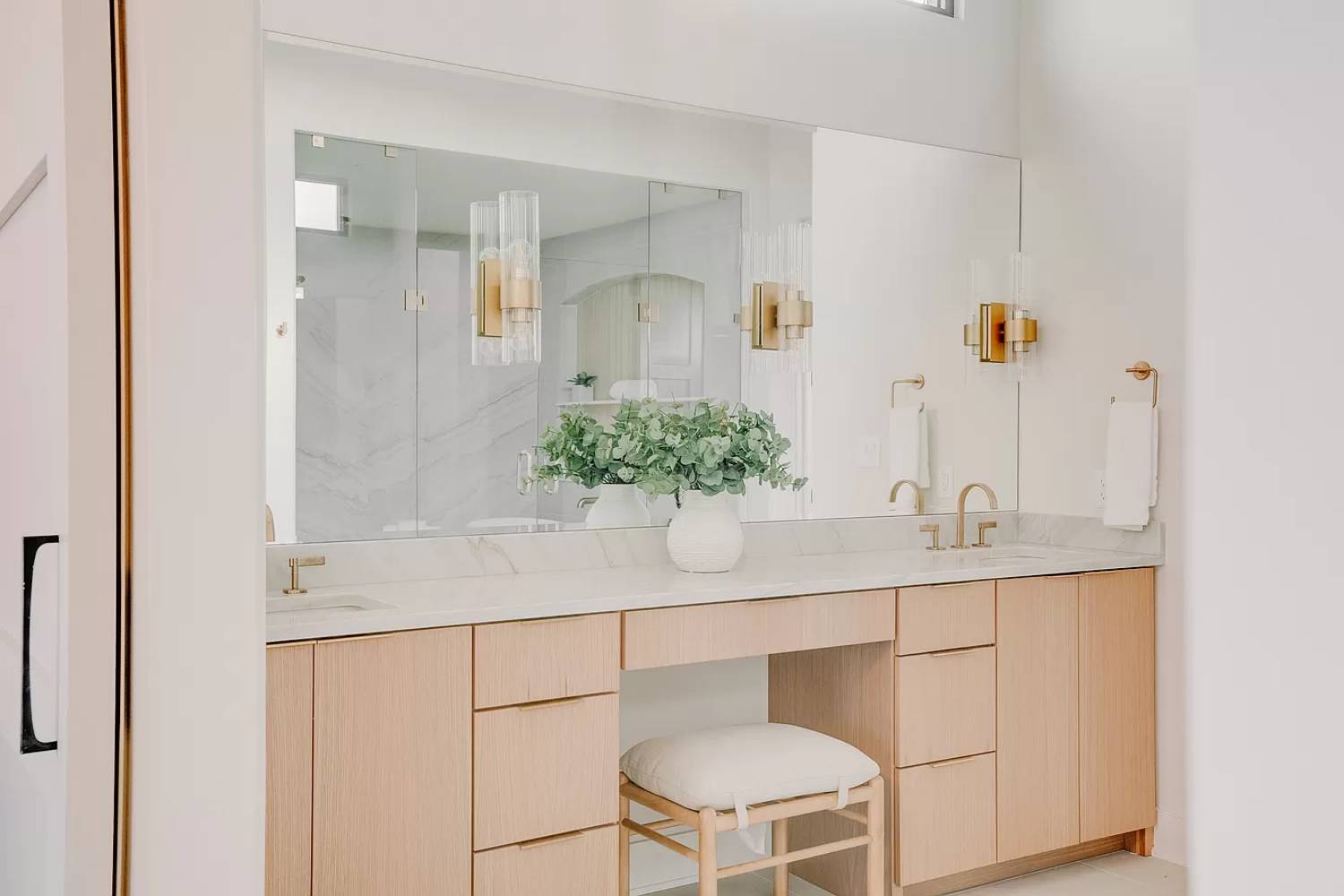 Bathroom countertop installation Indianapolis | Peak Stone Company