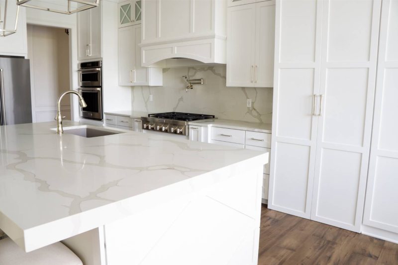 Kitchen white countertop Indianapolis | Peak Stone Company