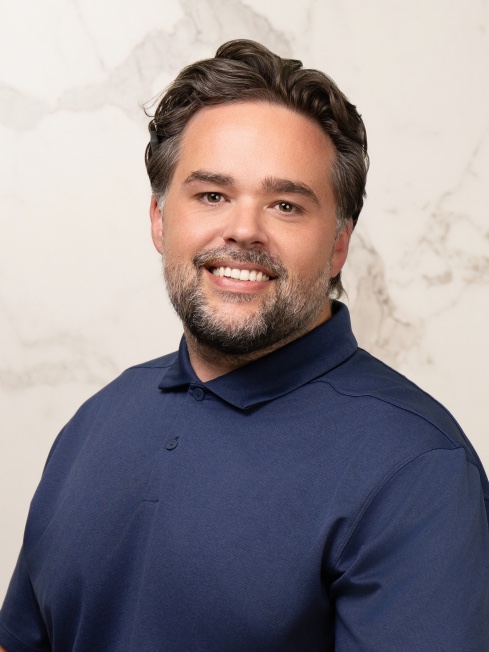 Derik Blosser General Manager